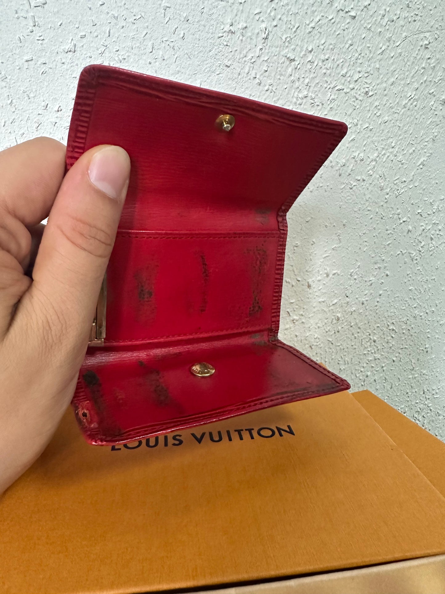 Louis Vuitton Schlüsseletui Epi rot