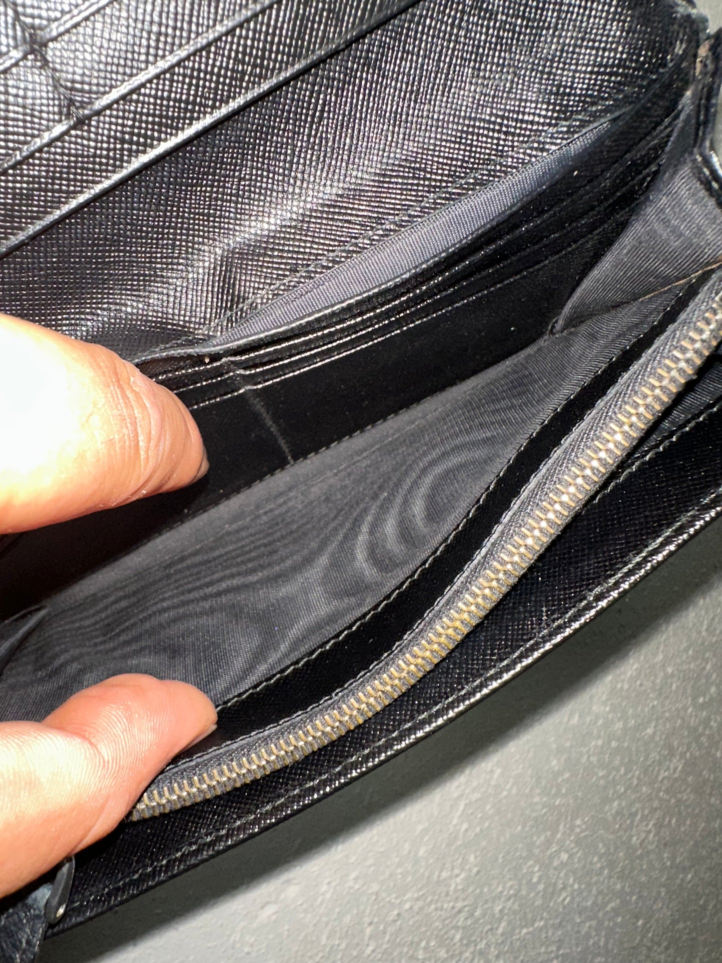 Prada lange Geldbörse schwarz