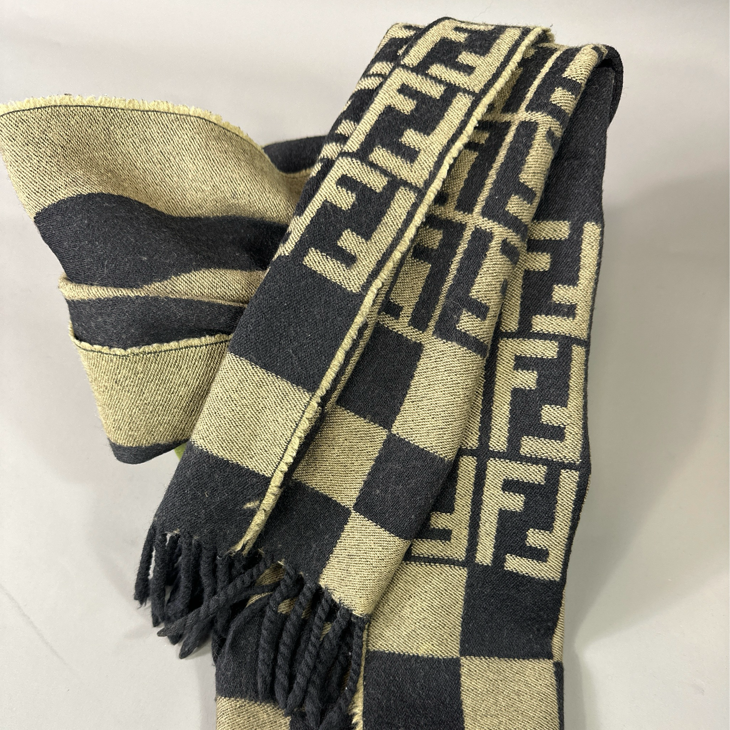 Fendi Monogramm Schal
