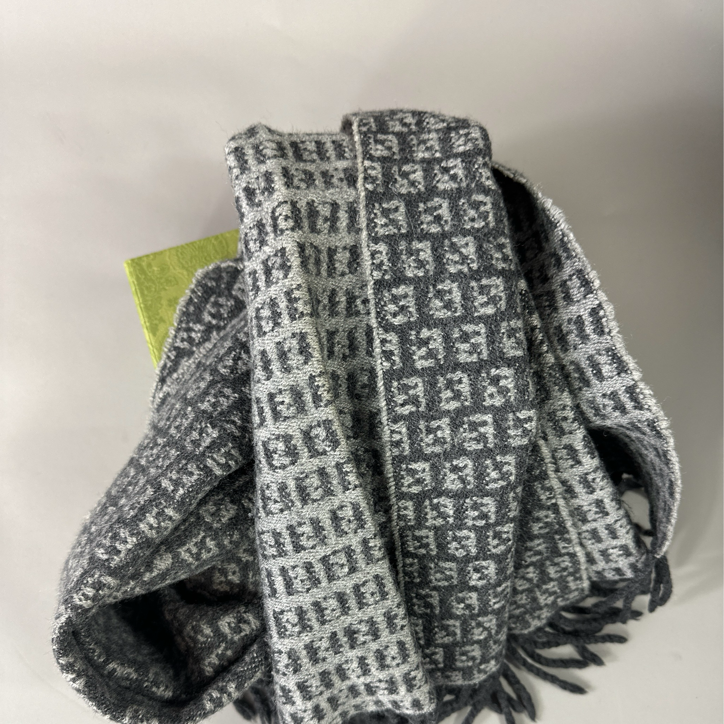 Fendi Monogramm Schal aus Wolle