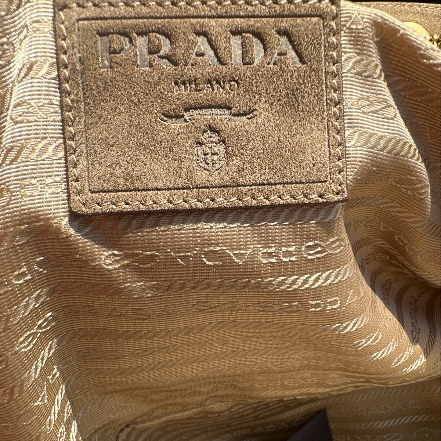 Prada Handtasche Rauleder