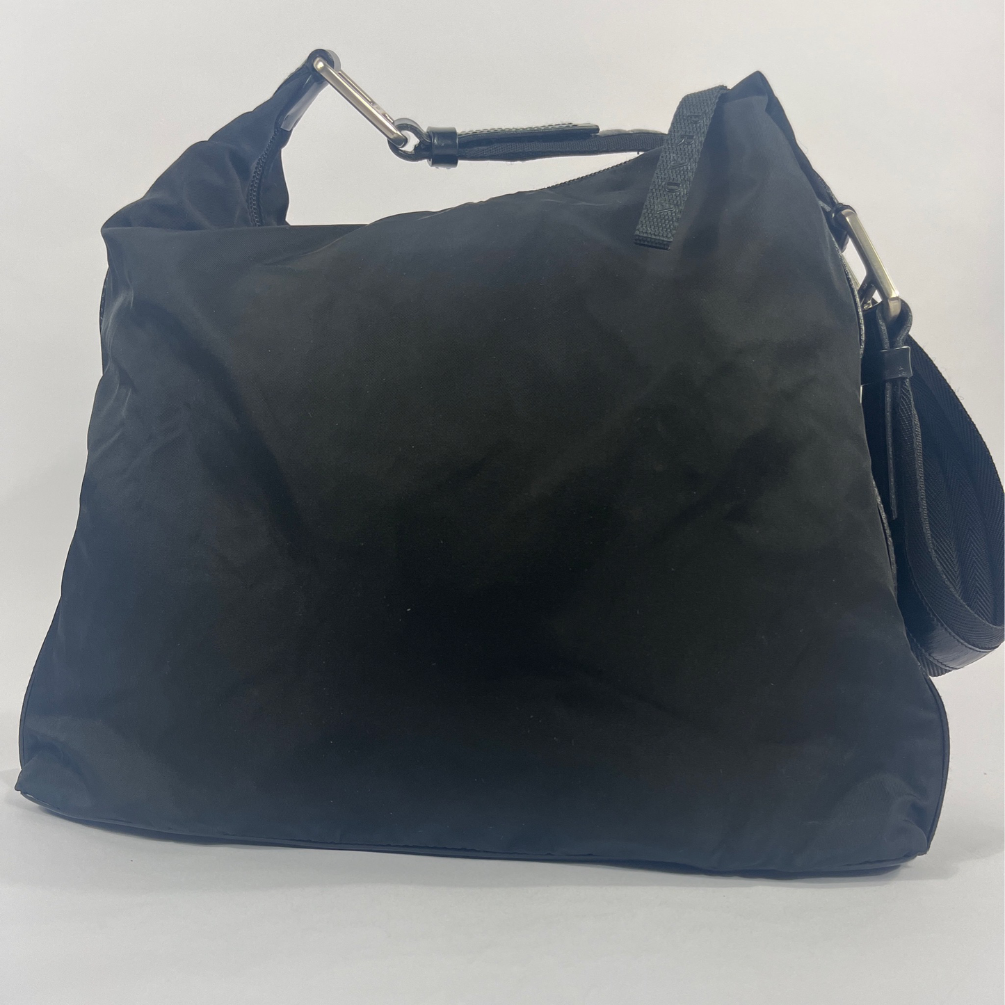 Prada Hand-Schultertasche in schwarz