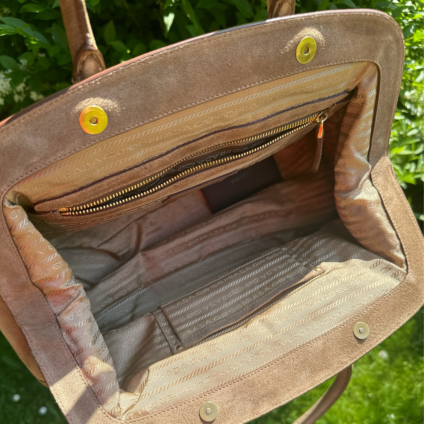 Prada Handtasche Rauleder