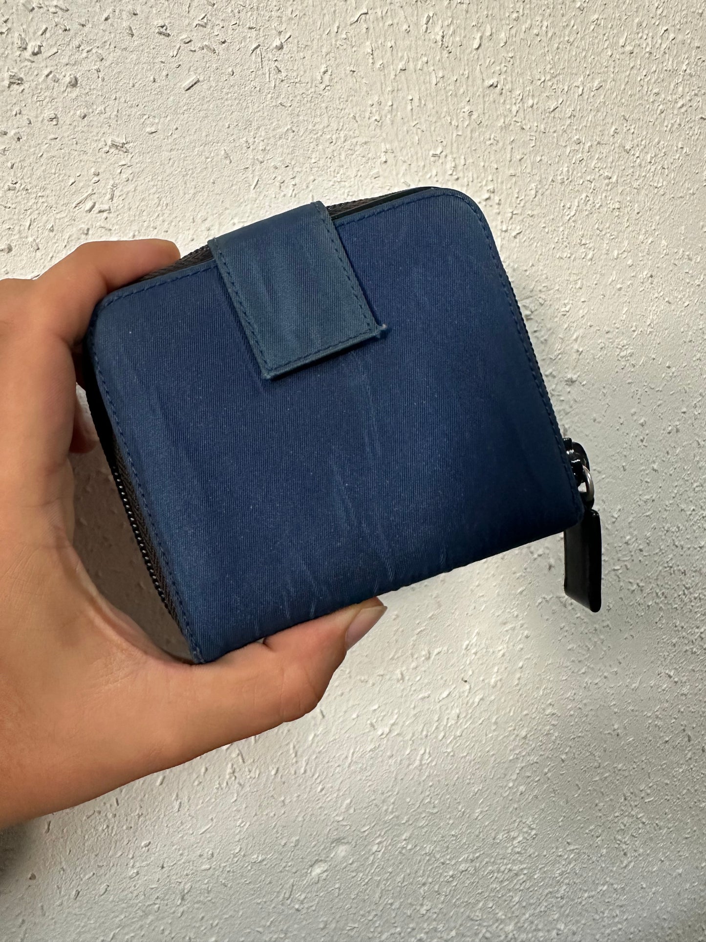 Prada kleine Geldbörse blau