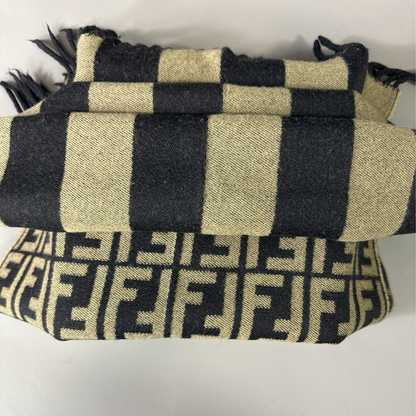 Fendi Monogramm Schal