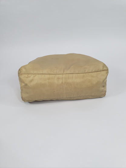 Prada Handtasche aus Nylon Beige