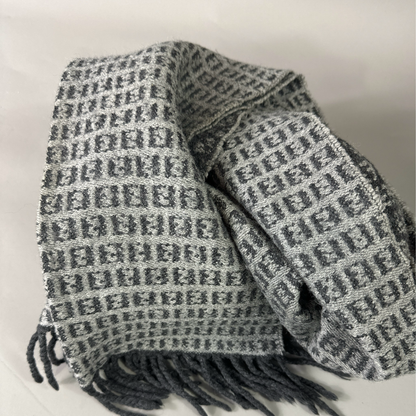 Fendi Monogramm Schal aus Wolle